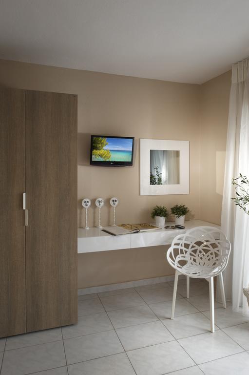 Ferienwohnung Frau Irenes Haus Sarti Zimmer foto